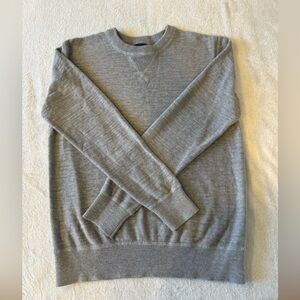 EUC GAP BOYS XL CREW NEXK SWEATER